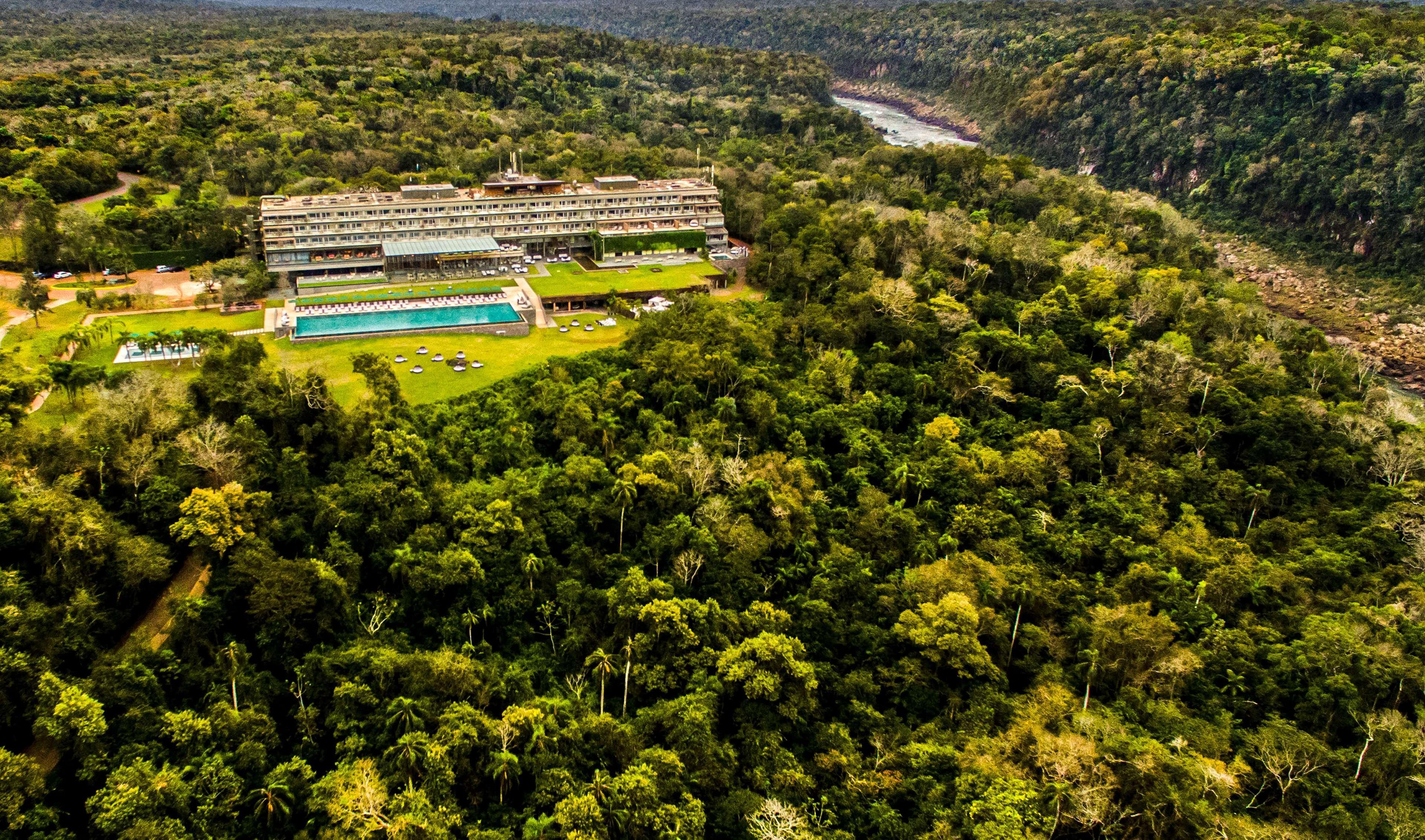 Hotel Gran Melia Iguazu Puerto Iguazú Exteriér fotografie Aerial view of the hotel