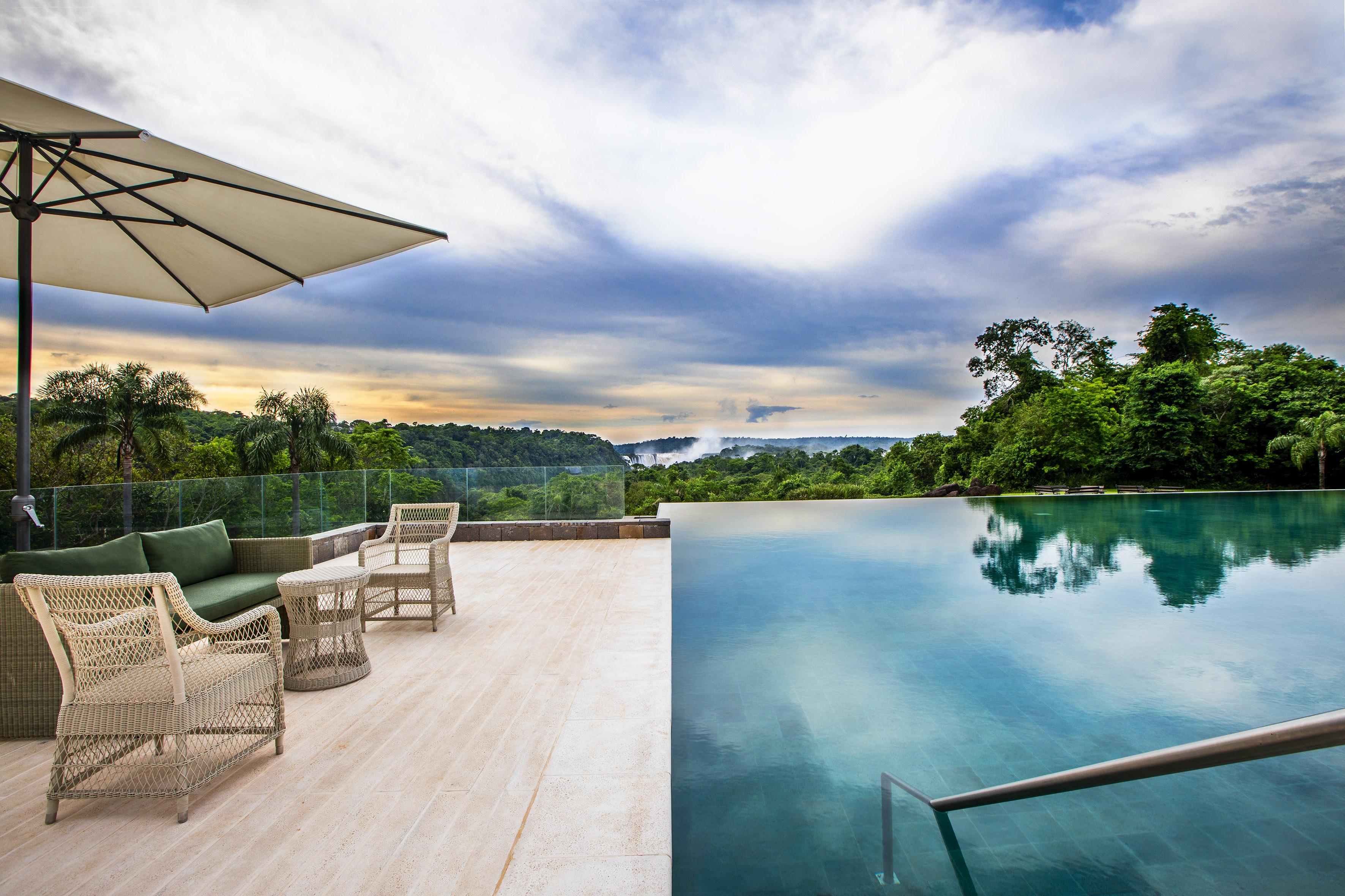 Hotel Gran Melia Iguazu Puerto Iguazú Exteriér fotografie The Sky Pool at Capella